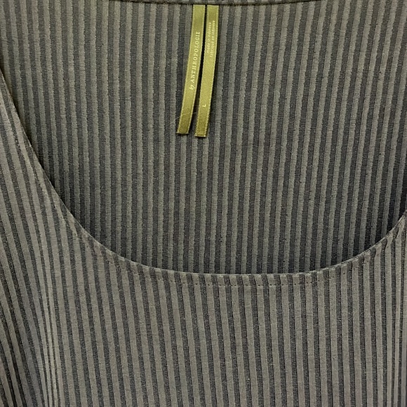 NWOT Anthropologie Long Sleep Top- Size L - Picture 4 of 8